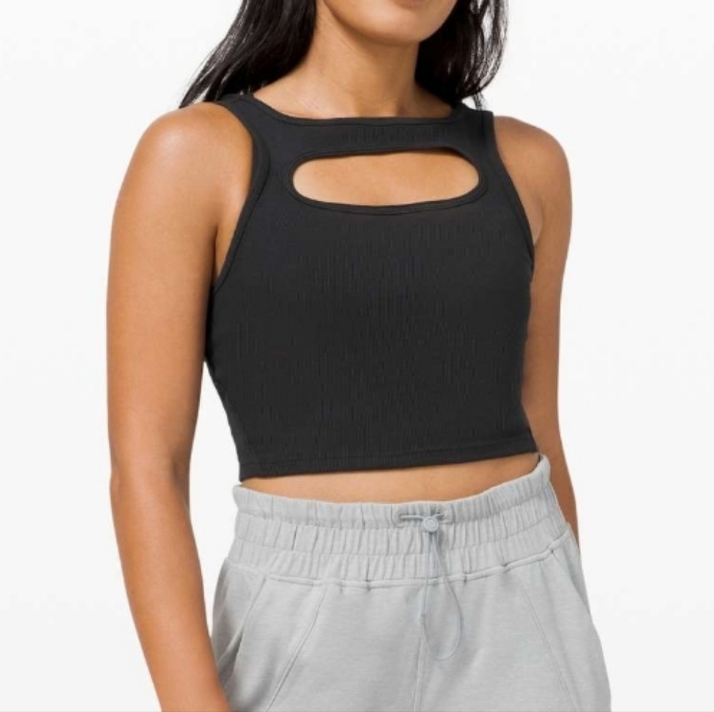 Lululemon LA Front Cutout Crop Tank In Black NWT
